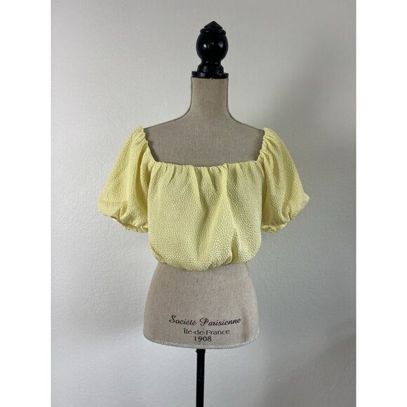 Vici Tops - Vici Womens Butter Yellow Cut Out Tie Back Bubble Crop Top Bohemian NWOT Large